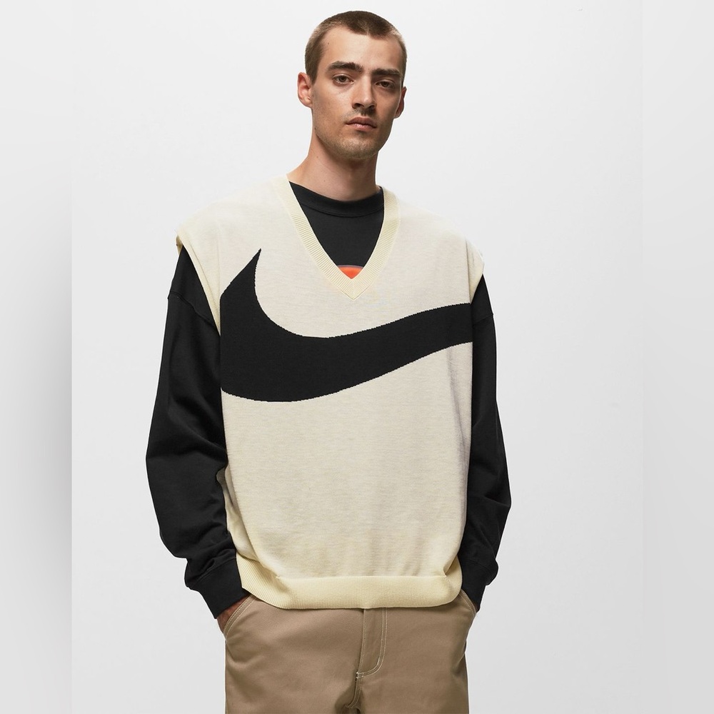 NWT Nike Men’s Swoosh Sweater Vest Lightweight Logo Soft Knit Ivory Black XL